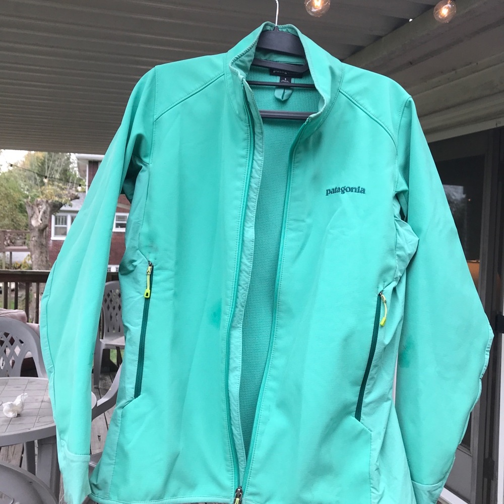 Blue green patagonia jacket